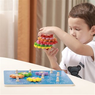Spinning gear puzzle